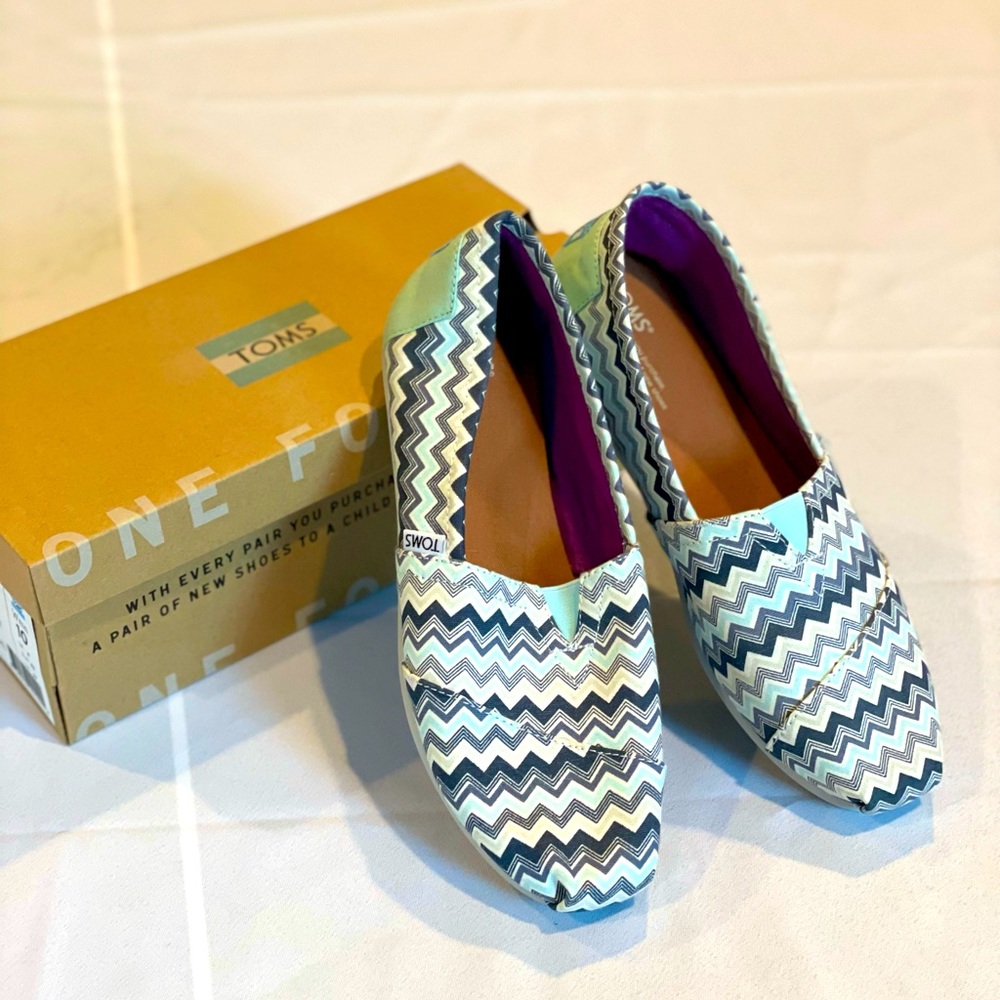 Toms Classic Blue Grey Chevron Alpargata, Sz 10 (NIB)